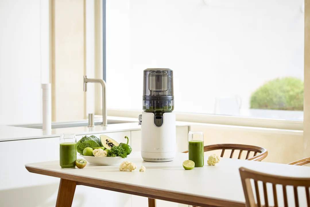 Hurom E50ST i owoce przygotowane do wyciskania – inspiracja na domowe soki