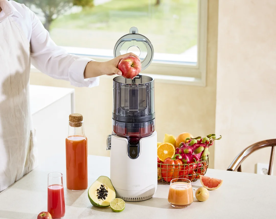Wyciskarka Hurom E50ST i świeże składniki – pomysł na soki owocowo-warzywne w domu