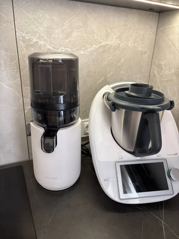 Wyciskarka Hurom E50 ST w kuchni klientki