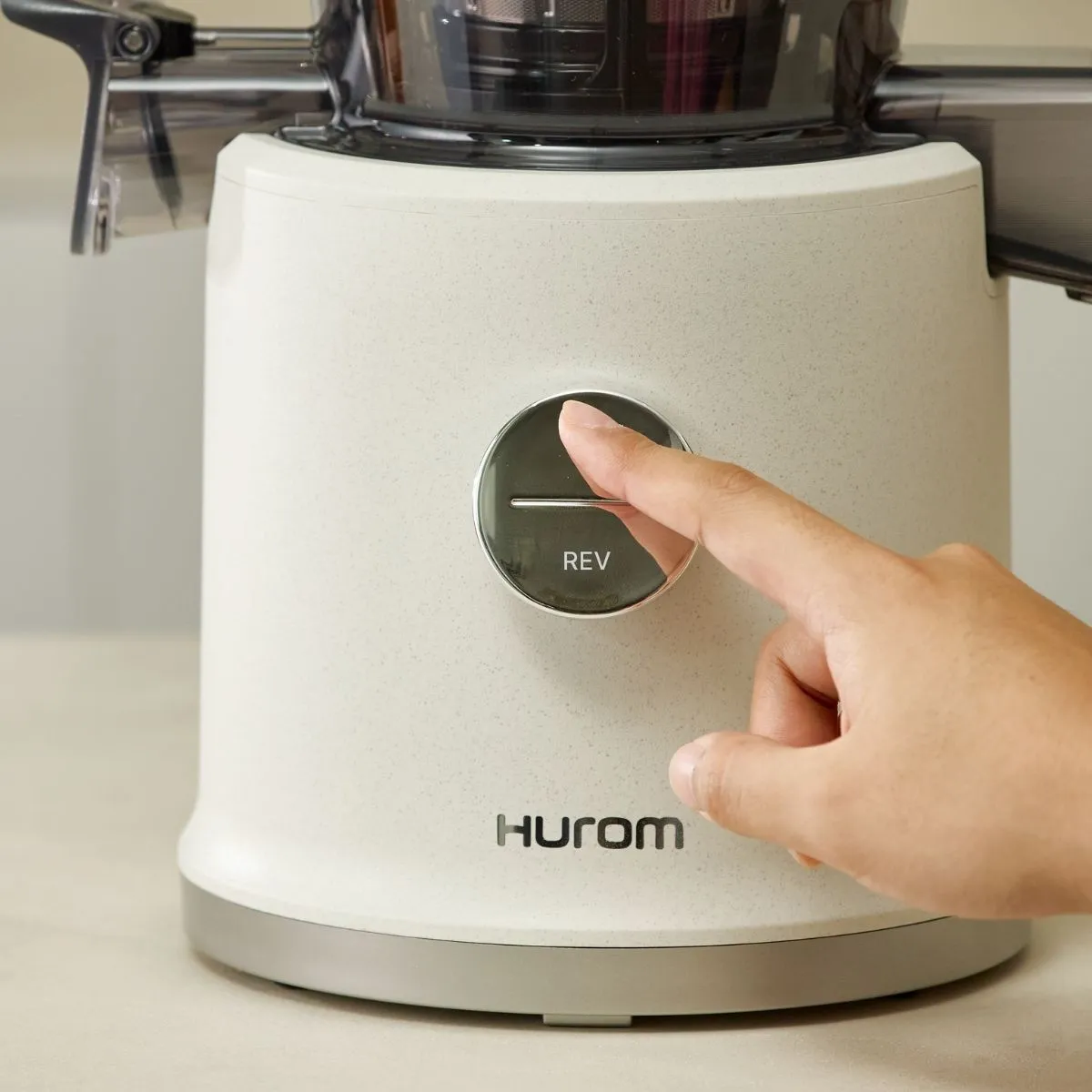 Hurom H80 ST - Prosta obsługa