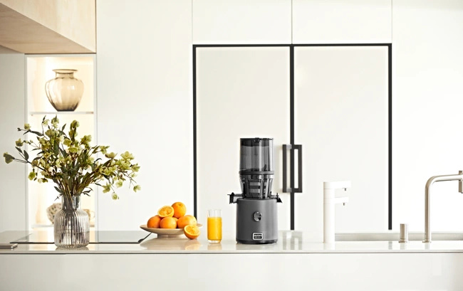 Hurom H330P Deep Blue z Gratisami