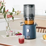 Wyciskarka Hurom H330P Deep Blue i Butelka na sok Smeg 500 ml