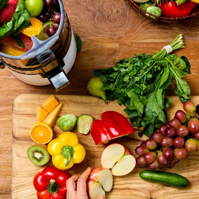 Wyciskarka Hurom H70 FT Easy Biała + Blender Kielichowy Hurom BL-E01 3w1