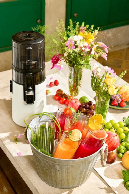 Wyciskarka Hurom H70 FT Easy Biała + Blender Kielichowy Hurom BL-E01 3w1