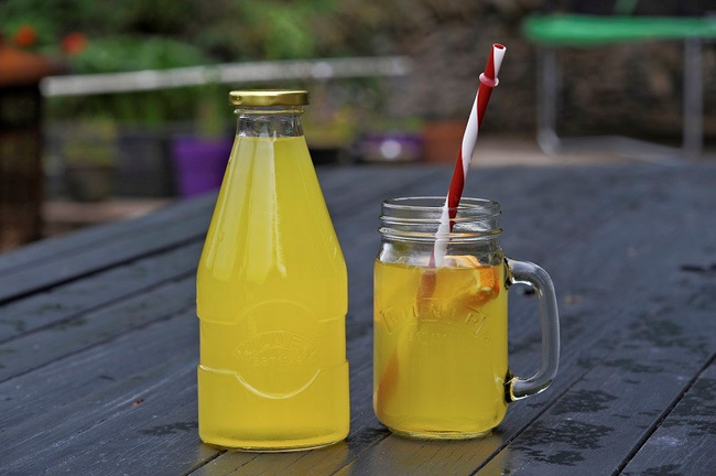 Butelka na sok Kilner 568 ml w stylu retro