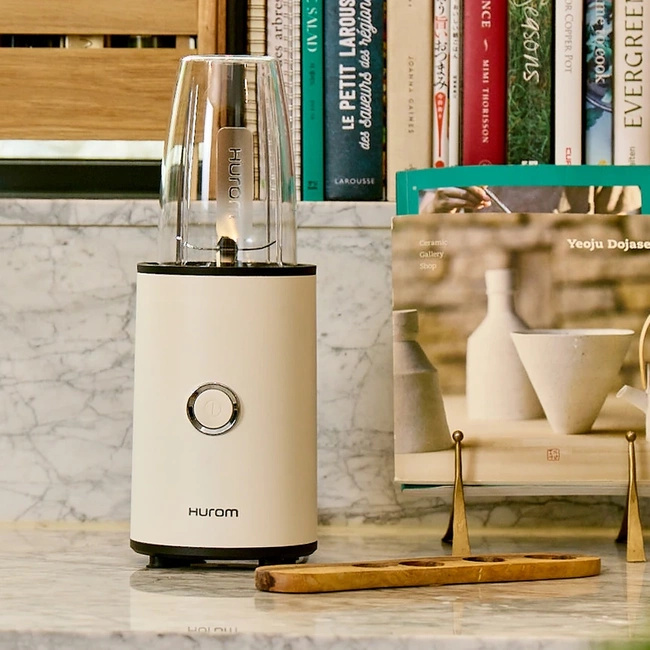 Hurom Personal Power Blender – osobisty blender kubkowy | 900 W, 20 000 obr./min, 3 butelki BPA-free, biały mat