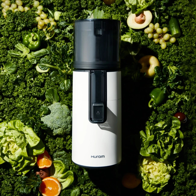 Wyciskarka Hurom H400 Titanium Grey i Butelka na sok Smeg 500 ml