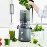 Wyciskarka Hurom H330P Deep Blue i Butelka na sok Smeg 500 ml